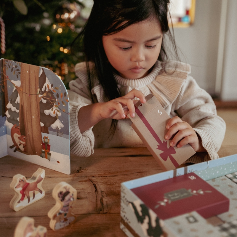 Little Dutch Advent Gift Box